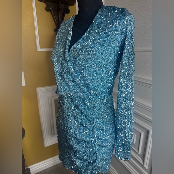 SHOW ME YOUR MUMU
PARTY HOP DRESS Sequin Blue Dress - Picture 8 of 17